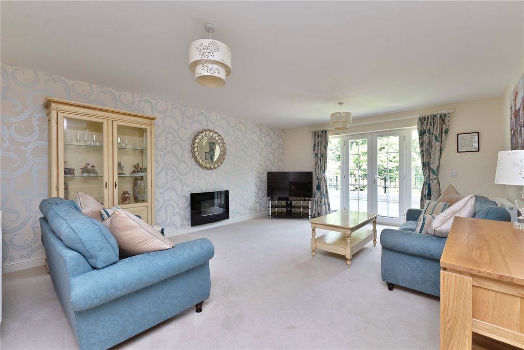 Property photo 2 of 20 Picture No. 09