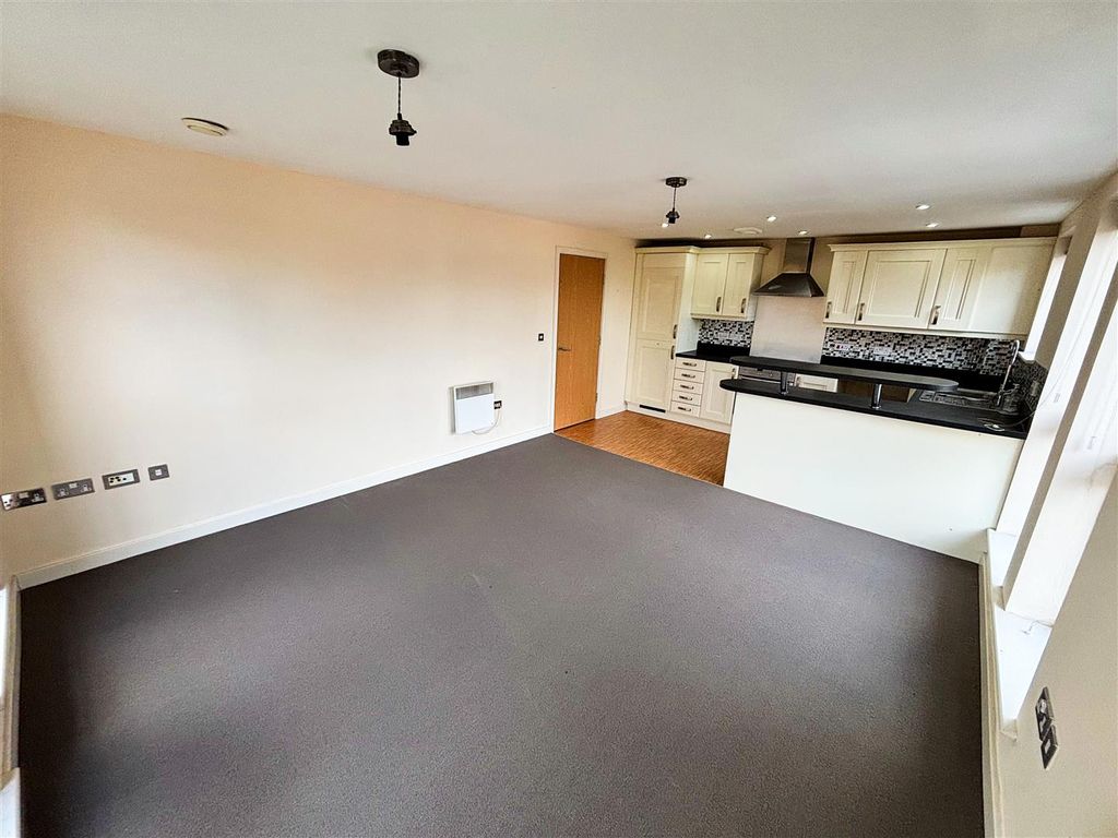 Property photo 3 of 17 Img_0507.Jpg