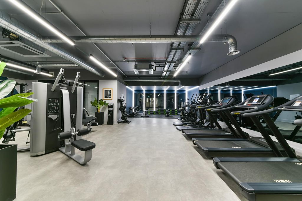 Property photo 3 of 6