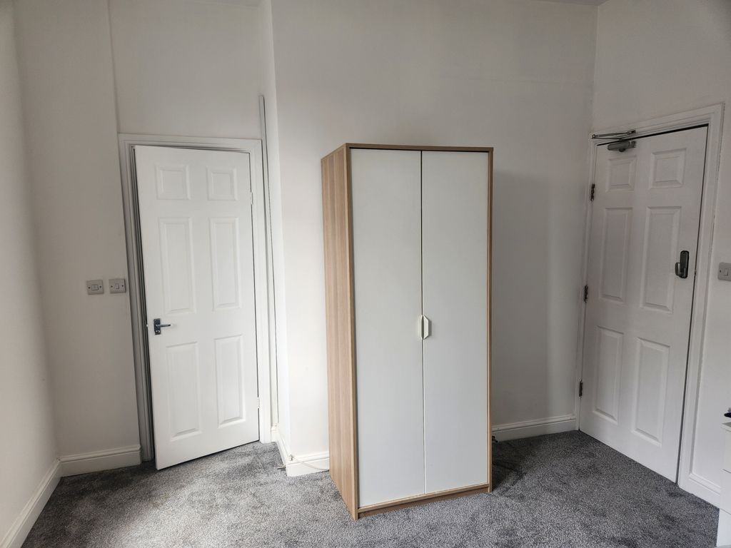 Property photo 2 of 3 20260903 122724