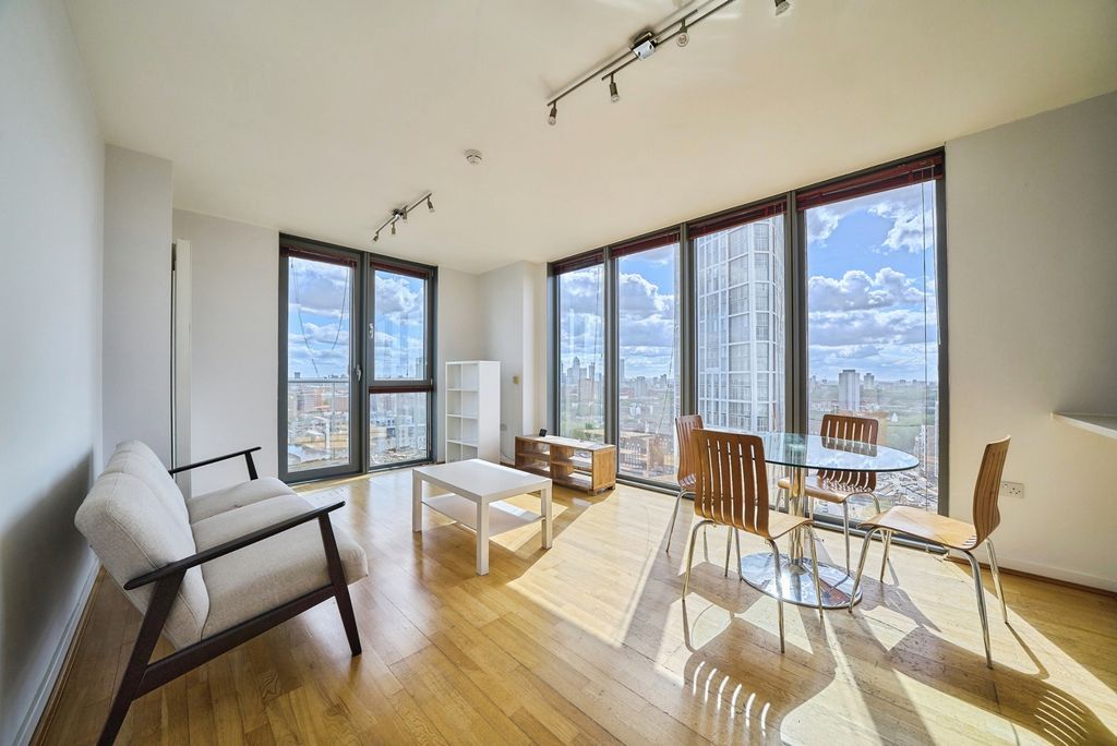 Property photo 2 of 24 Pbox-Img.Jpg