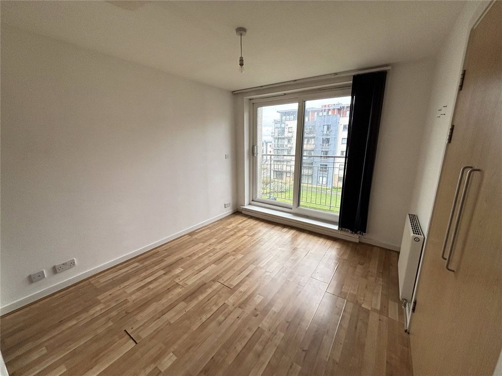 Property photo 3 of 13 Picture No. 02