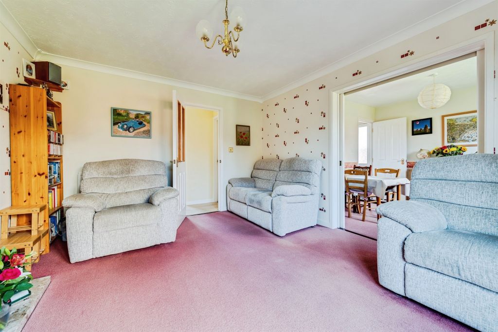 Property photo 2 of 20