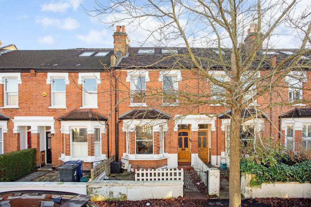 Property photo 1 of 11