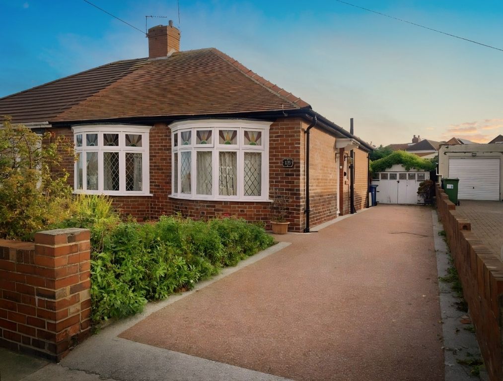 Property photo 1 of 12 4611471