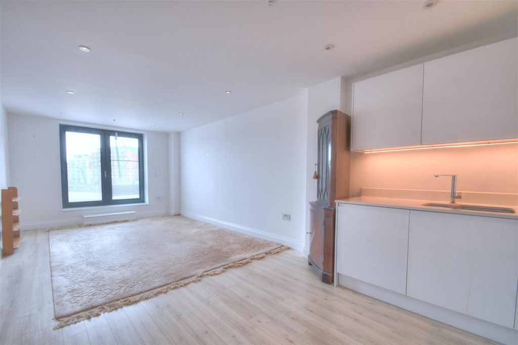 Property photo 2 of 11 Kitchen Lounge.Jpg