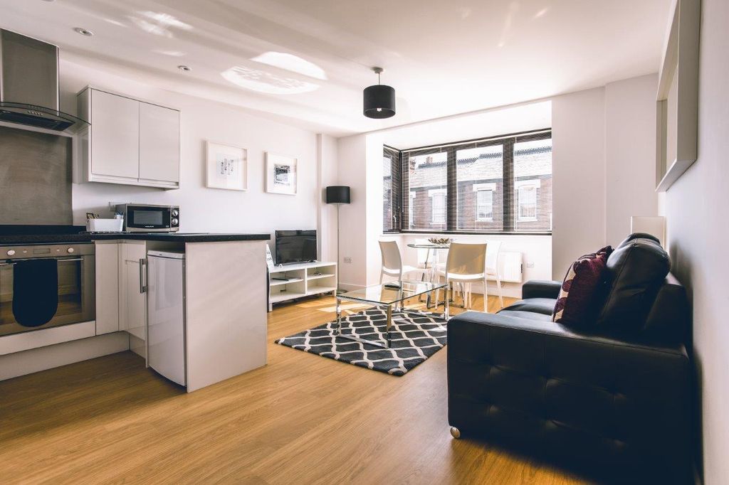 Property photo 2 of 7 2 Kitchen Lounge.Jpg