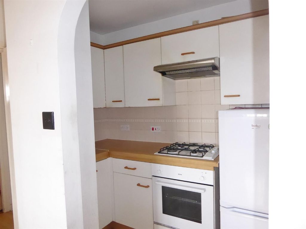 Property photo 1 of 4