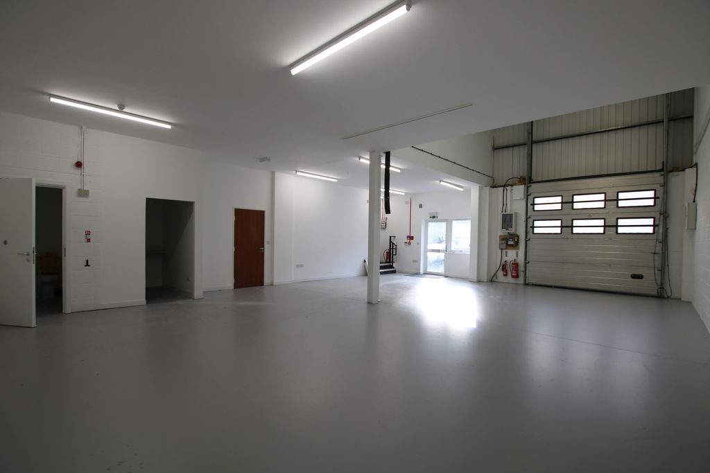 Property photo 3 of 6 Img_0140.Jpg