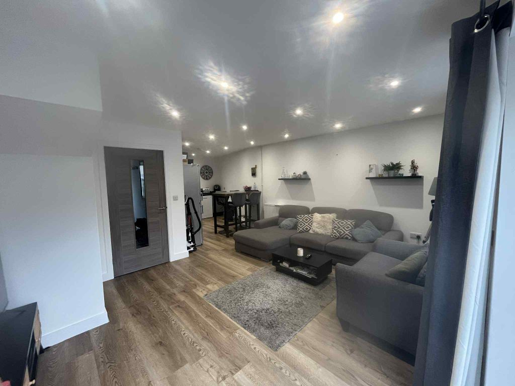 Property photo 2 of 4