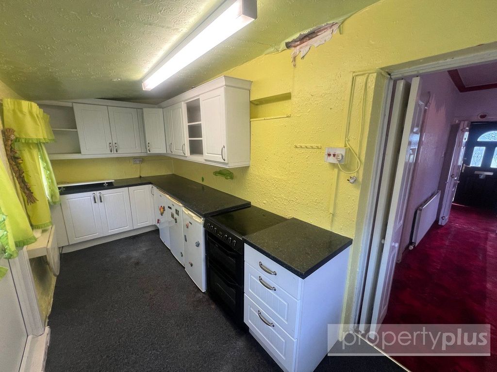 Property photo 3 of 15 Picture No. 11