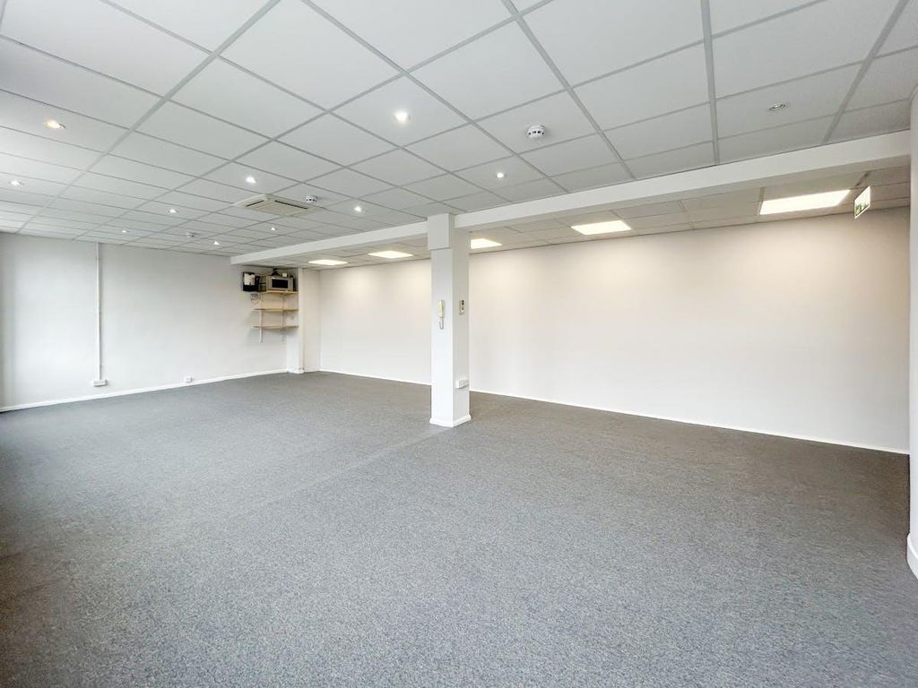 Property photo 1 of 17 105-111 Euston Street 6.Jpg