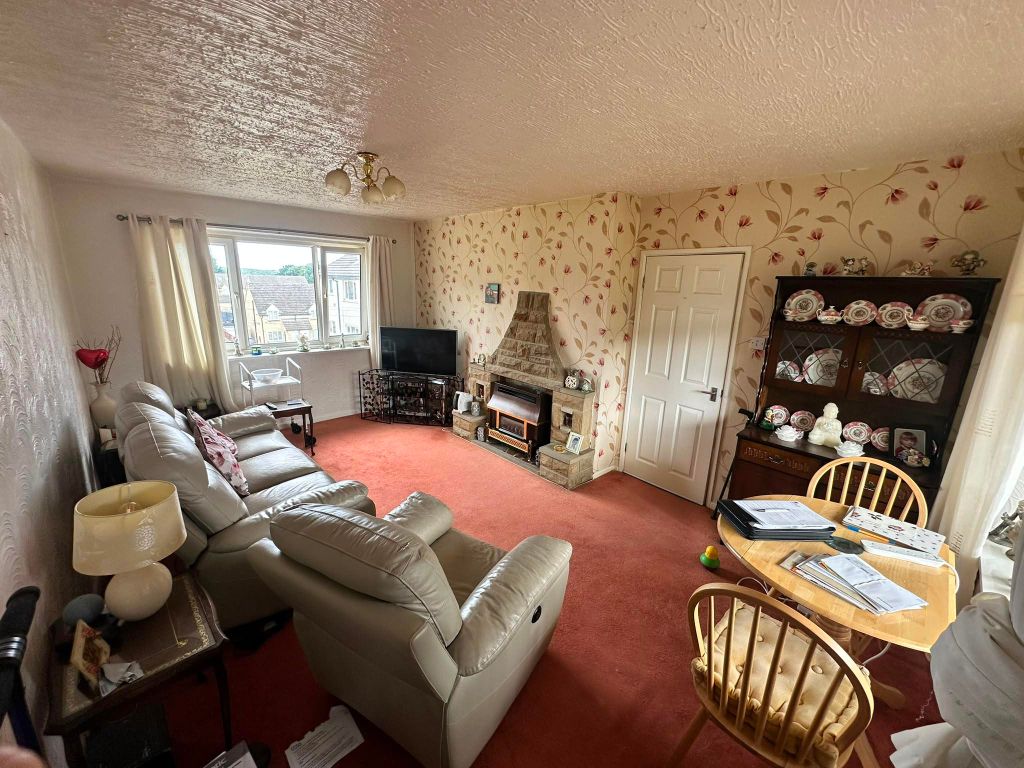 Property photo 3 of 8