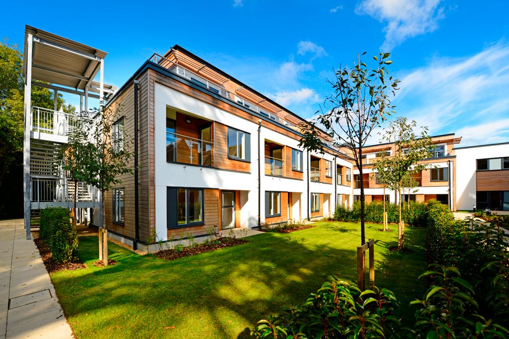 Property photo 1 of 12 Weycombe House