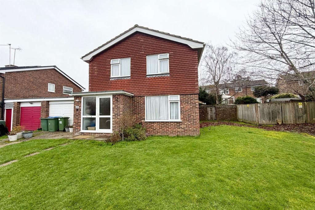 Property photo 1 of 8 (Main)