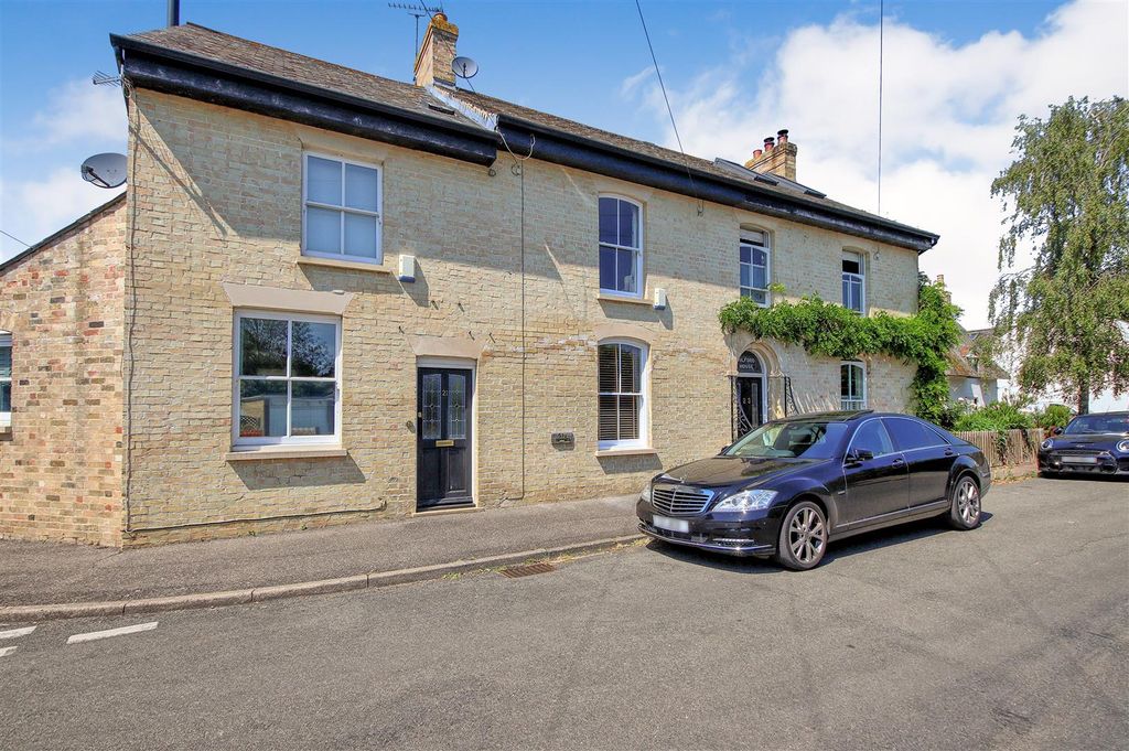 Property photo 1 of 10 View From Street.Jpg