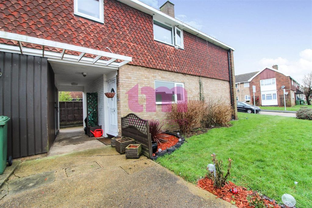 Property photo 1 of 9