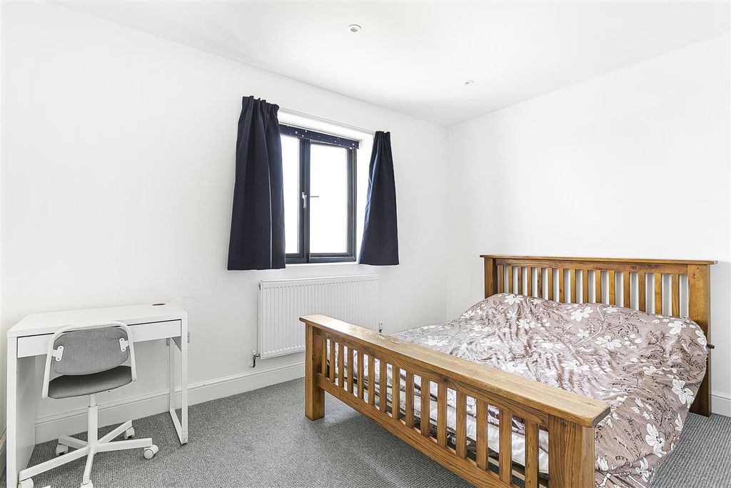Additional image 20 of 5 bed detached house for saleOak Avenue, Enfield EN2