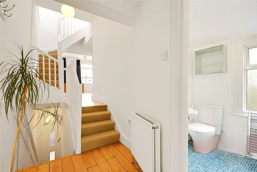 Property photo 2 of 10 Picture No. 02