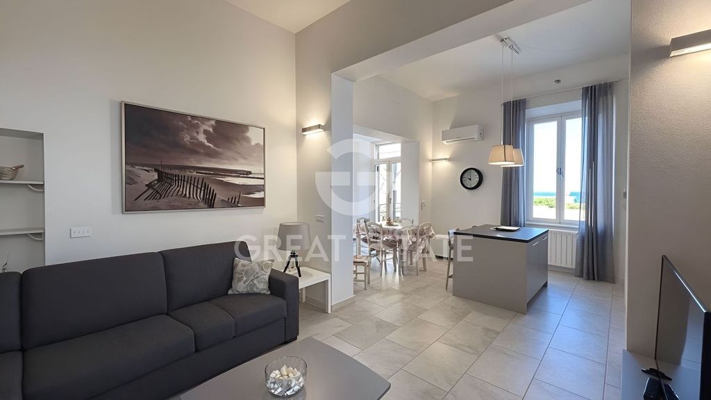 Property photo 2 of 38 Interiors