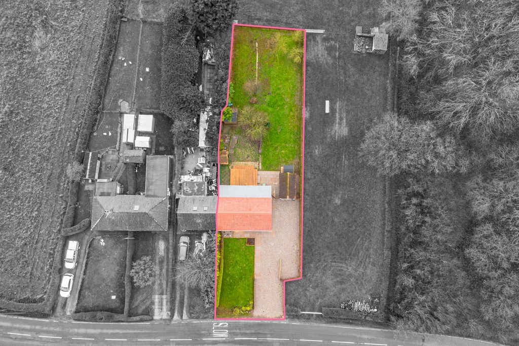 Property photo 2 of 17 2Buffcottages2