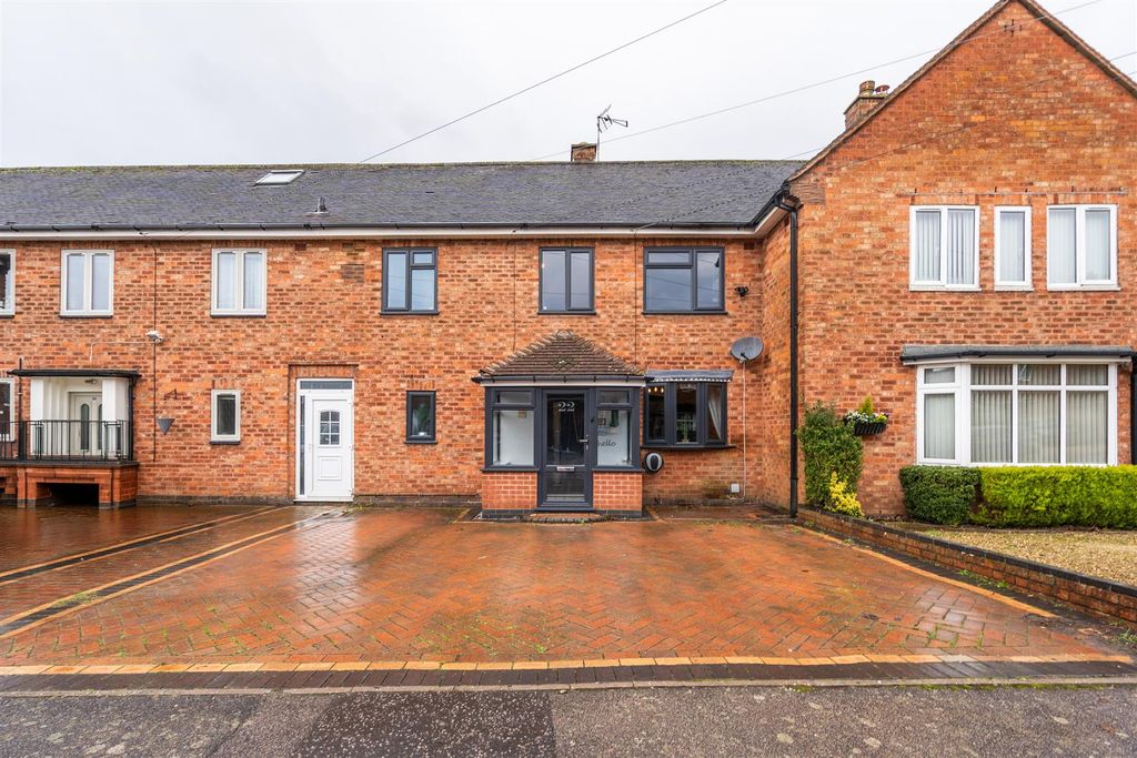 Property photo 1 of 15 22 Newlands Road_20.Jpg