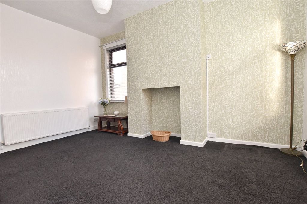 Property photo 3 of 13 Picture No. 18