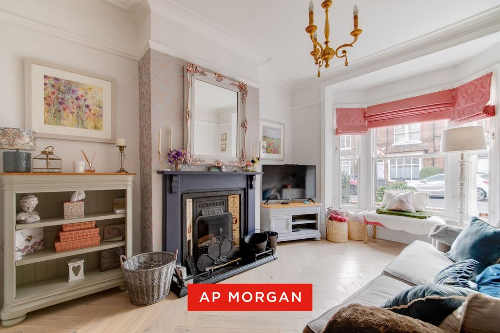 Property photo 3 of 16 Picture No. 13