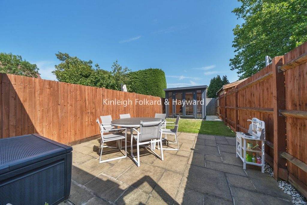 Property photo 3 of 24 Picture No. 06