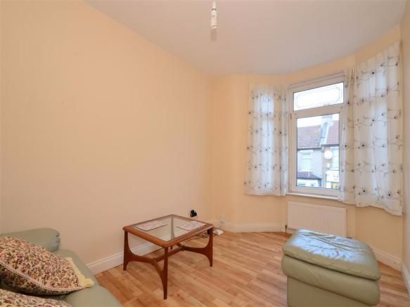 Property photo 2 of 6