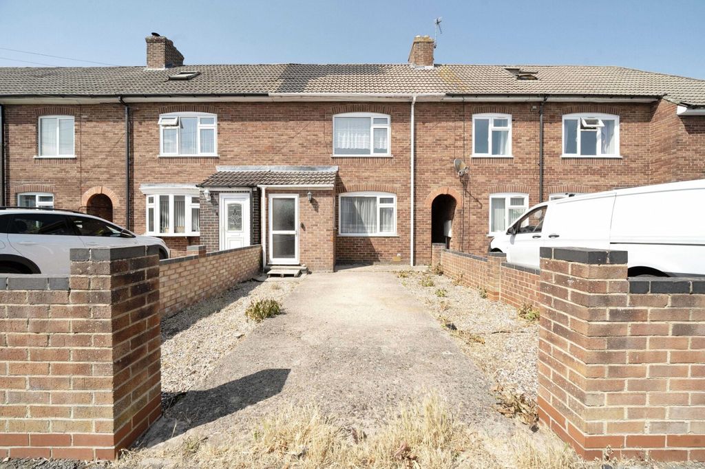 Property photo 1 of 22 External