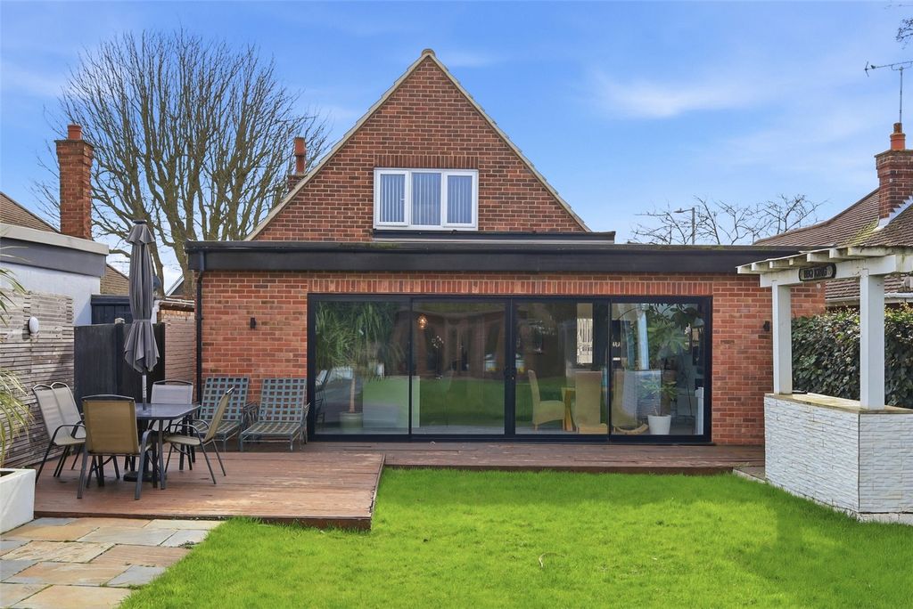 Property photo 3 of 29 Picture No. 16