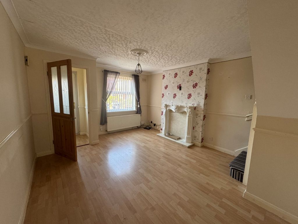 Property photo 2 of 6 Picture No. 03