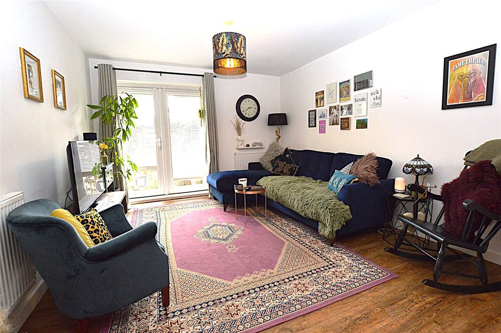 Property photo 3 of 13 Picture No. 06