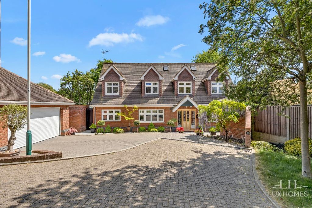 Property photo 1 of 29