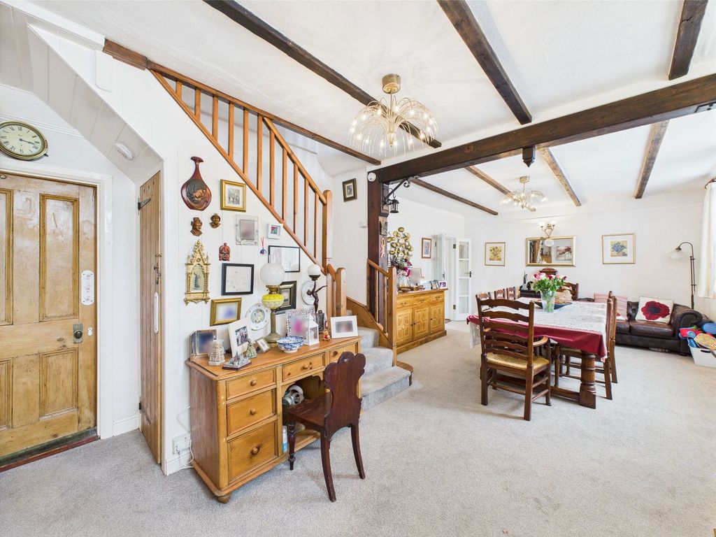 Property photo 3 of 24