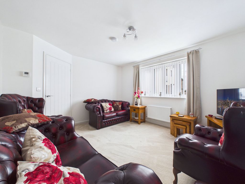 Property photo 3 of 19