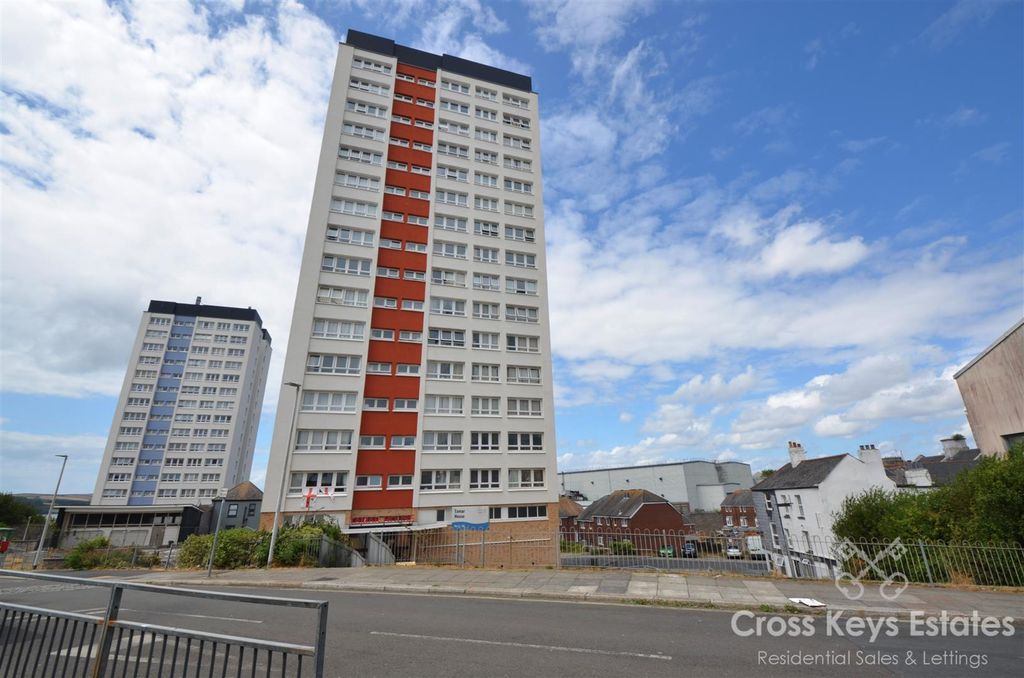 Property photo 1 of 20 Devonport