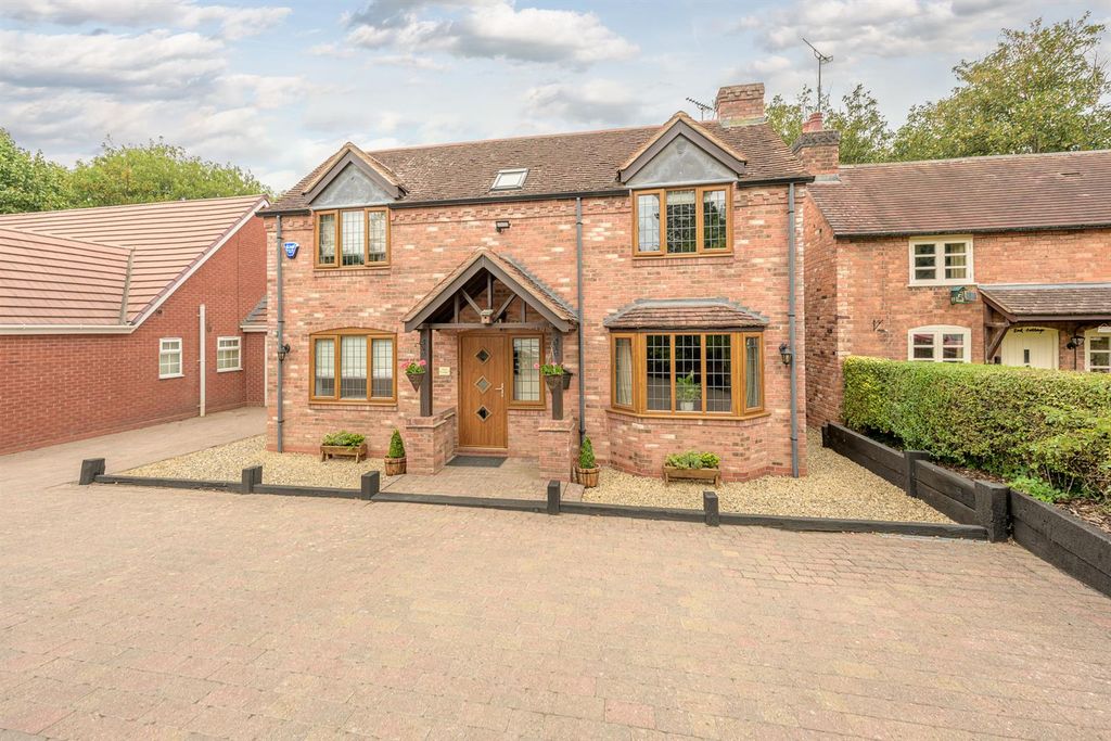 Property photo 1 of 24