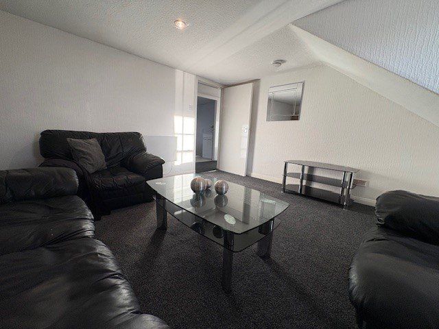 Property photo 3 of 14 Picture No. 14