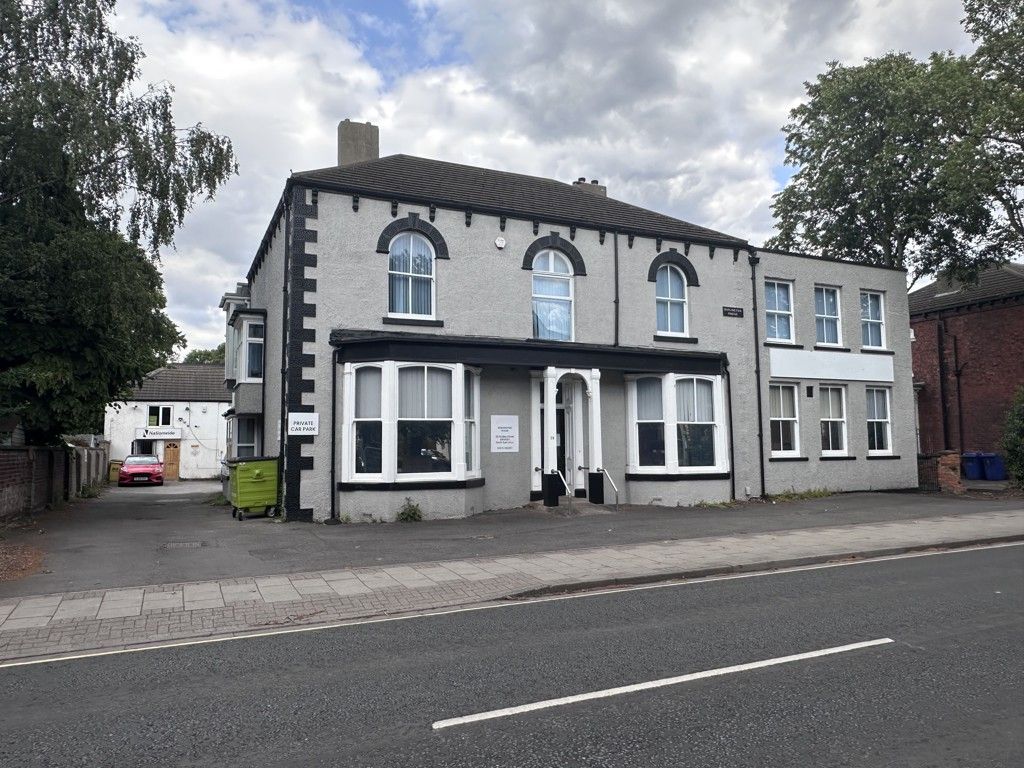 Property photo 1 of 13 Photo 16