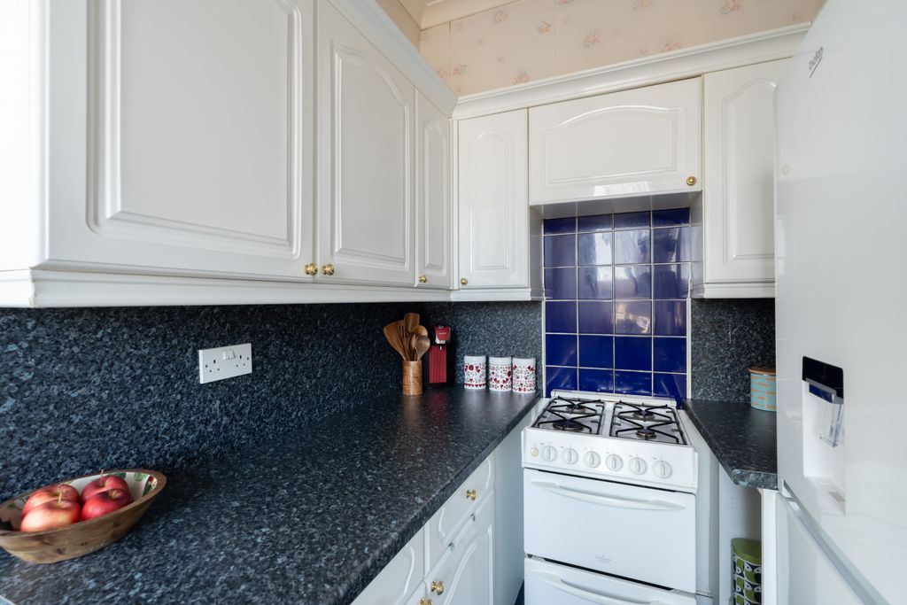 Property photo 3 of 21 Property Image 3