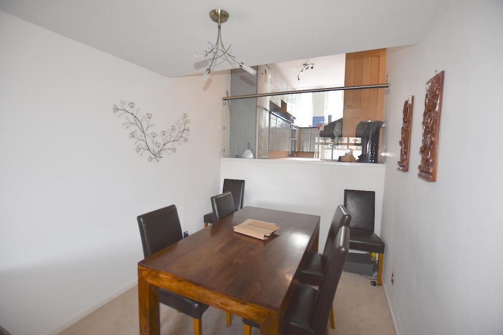 Property photo 2 of 6 Dining Room.Jpg