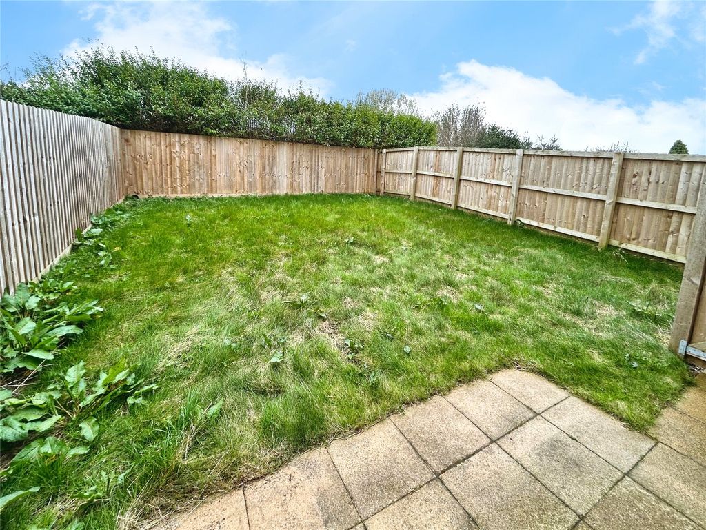 Property photo 3 of 8 Picture No. 02