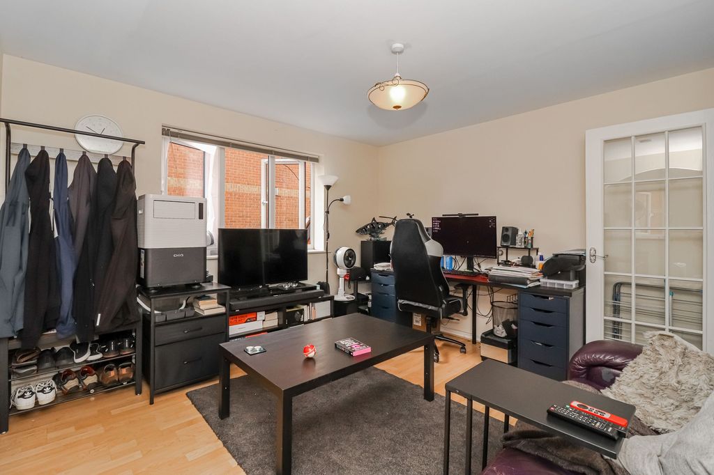 Property photo 3 of 7