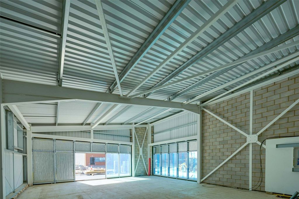 Property photo 2 of 5 Picture No. 07