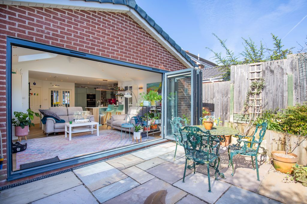 Property photo 3 of 30 Untitled-13