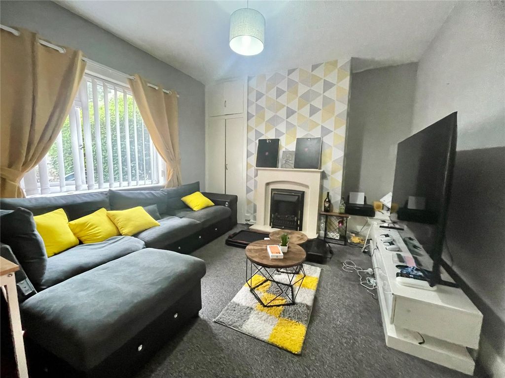 Property photo 2 of 7 Lounge