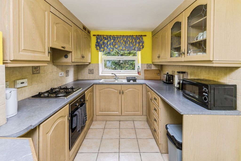 Property photo 3 of 17 Pbox-Img.Jpg