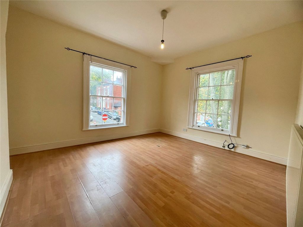 Property photo 3 of 14 Living Room